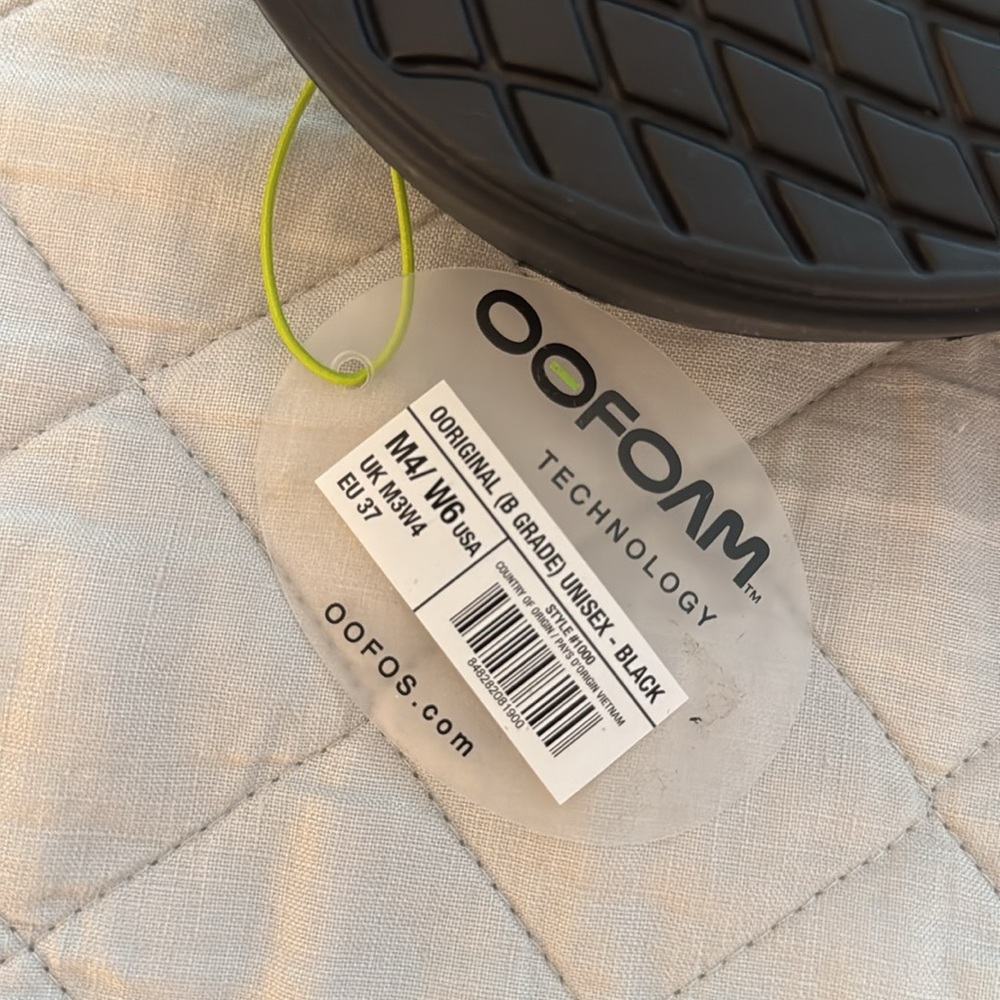 OOFOS Recovery Sandals - Picture 4 of 4